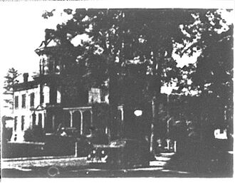 Chr-Knoll-DR-1947-Oct-photo.jpg