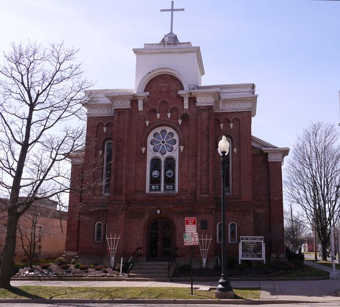 File:FirstBaptistChurch-2012.jpg