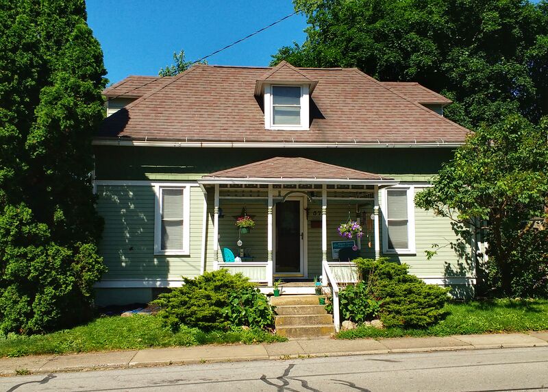 File:Little-Old-House.jpeg