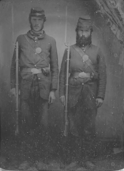 File:PvtRobtEddy&UnknownSoldier.jpg