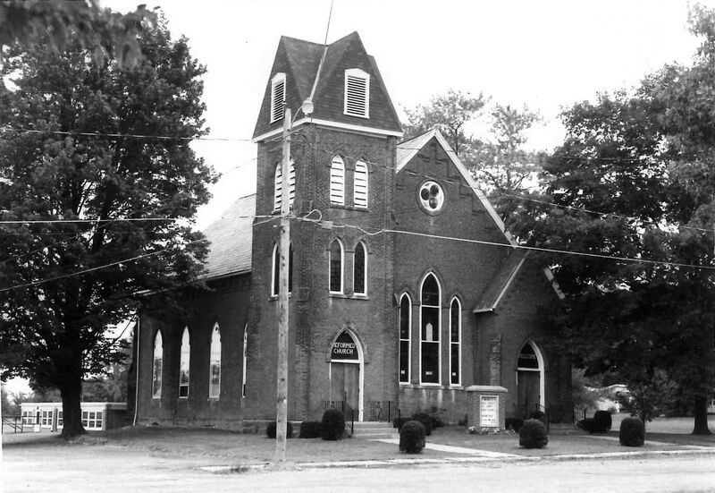 File:StMichaelsUnitedChurchofChristBldg.jpg