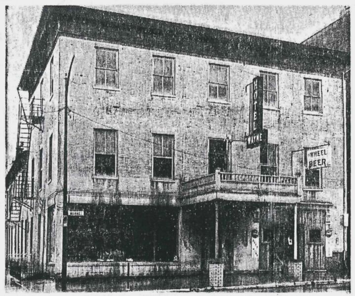 File:WayneHotelBldg.jpg