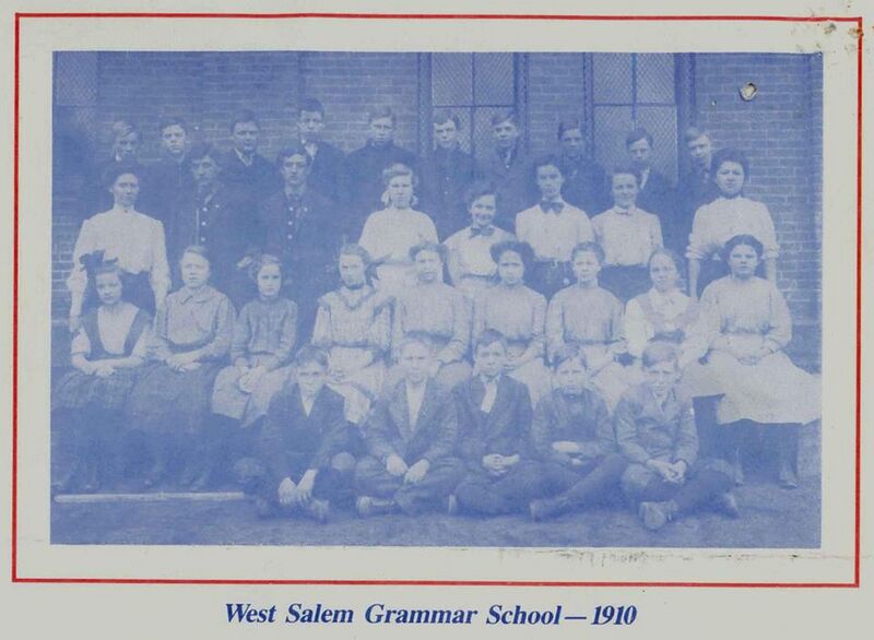 File:West Salem Grammar School 1910.jpg