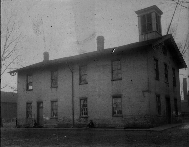 File:WooWard4SchoolBldg.jpg